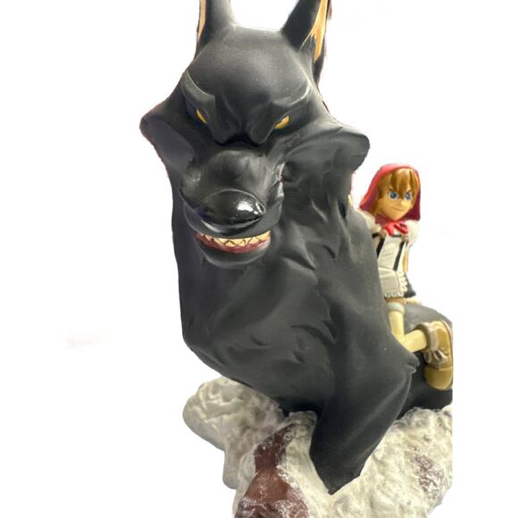 Fairy Quest Red and Mr W Ramos Vinyl Figure Sculpture Red Riding Hood - Picture 3 of 7